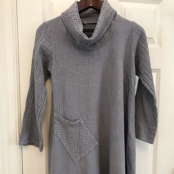 Tops - Long top/dress great with boots